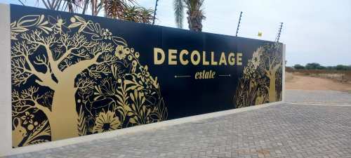 Decollarge — vehicle & corporate branding by The Cube SA