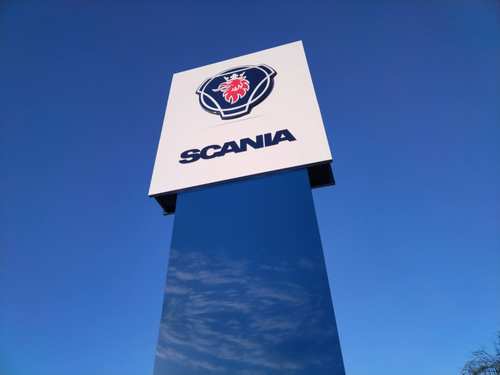 Scania — vehicle & corporate branding by The Cube SA
