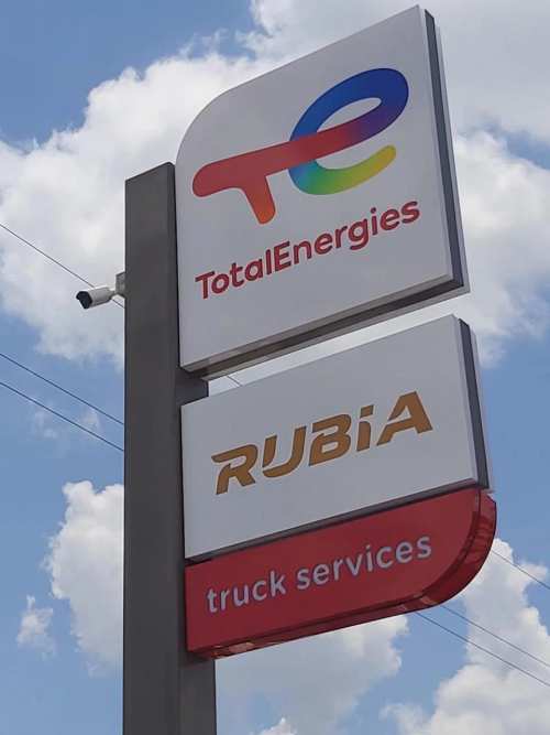 Total Energies — vehicle & corporate branding by The Cube SA