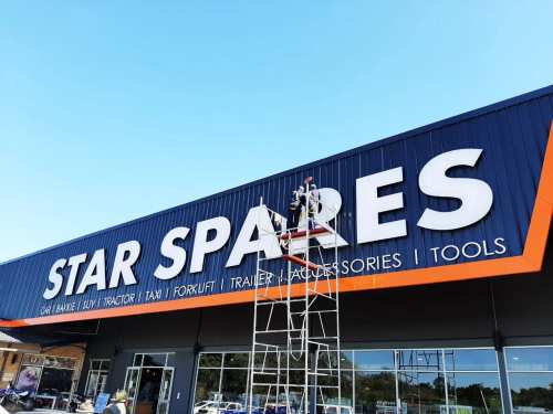 Star Spares — vehicle & corporate branding by The Cube SA